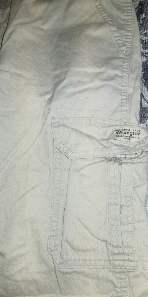Mens Cargo shorts - Picture 2 of 7